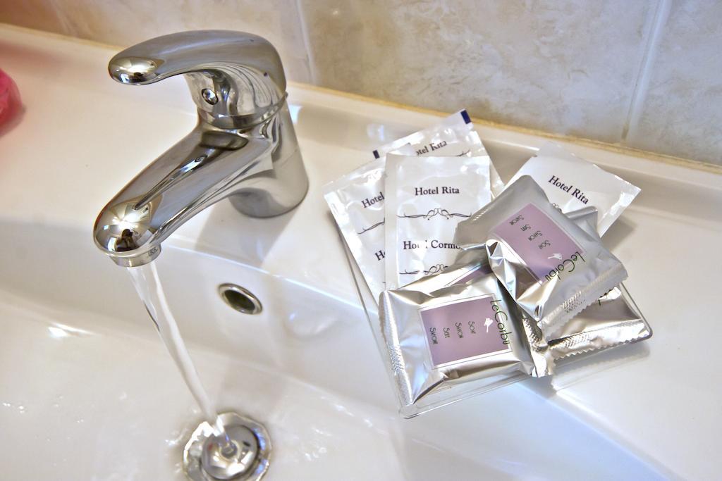 ריצ'יונה Hotel Rita מראה חיצוני תמונה